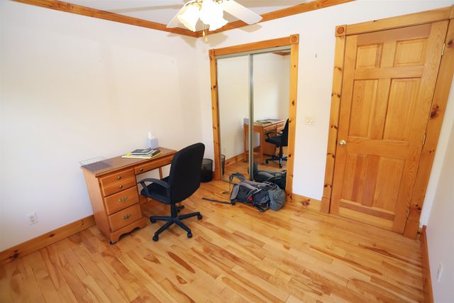 36 Tomahawk Path, Derby, VT 05829