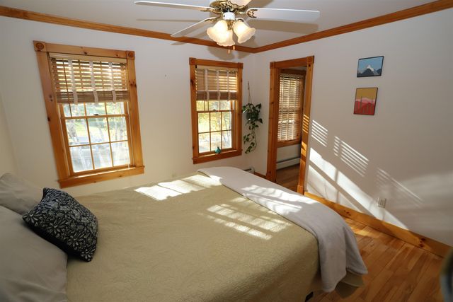 36 Tomahawk Path, Derby, VT 05829