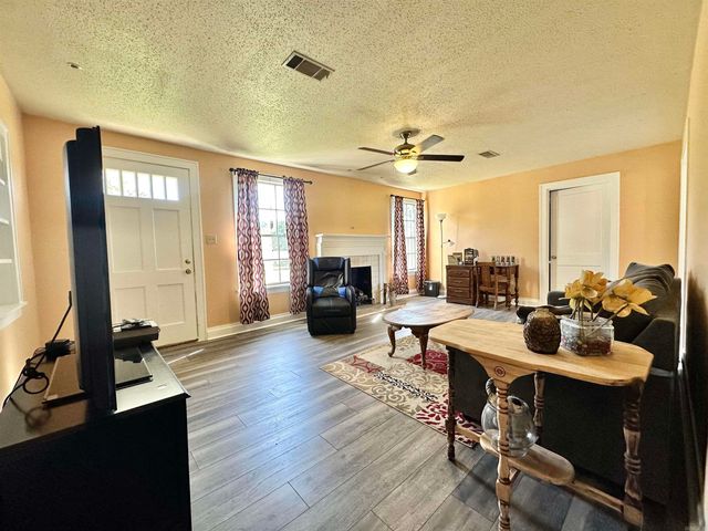 1207 N Arch Street, Sheridan, AR 72150