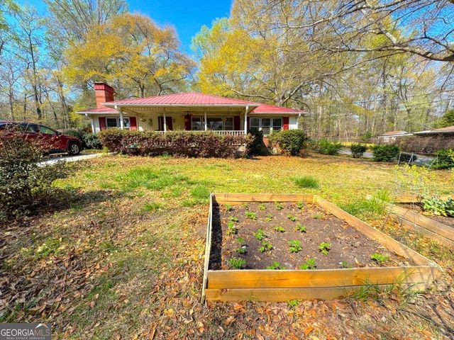 6383 Arthur Drive, Lithia Springs, GA 30122