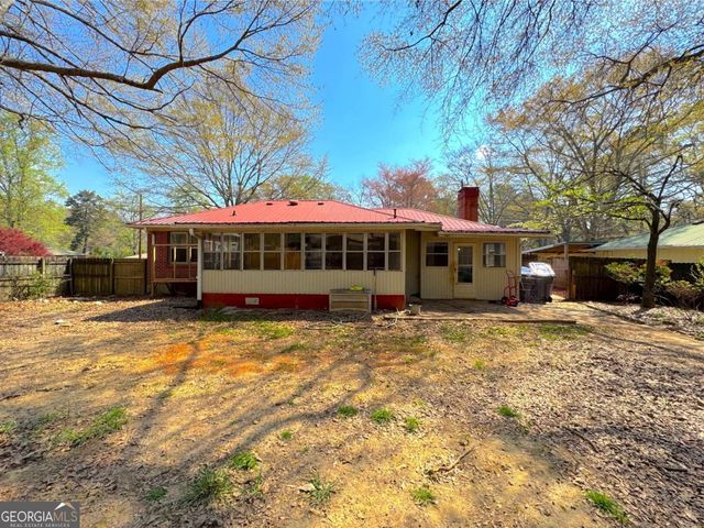 6383 Arthur Drive, Lithia Springs, GA 30122