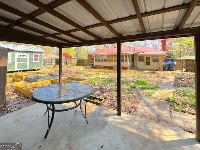 6383 Arthur Drive, Lithia Springs, GA 30122