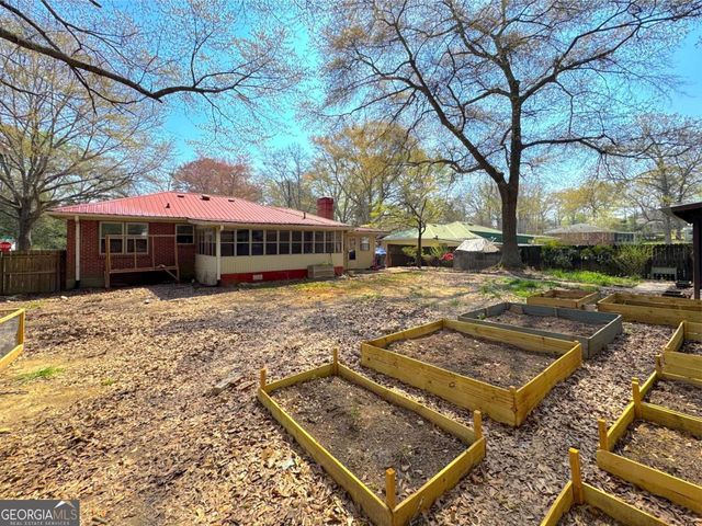 6383 Arthur Drive, Lithia Springs, GA 30122