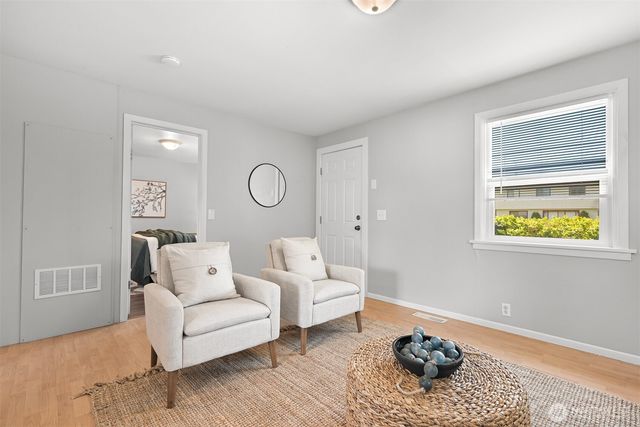 1056 Harrison Avenue, Blaine, WA 98230