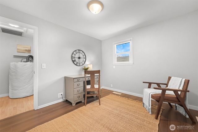 1056 Harrison Avenue, Blaine, WA 98230