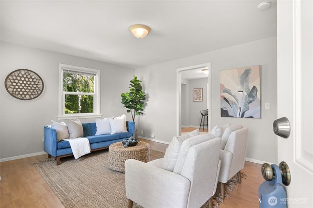 1056 Harrison Avenue, Blaine, WA 98230