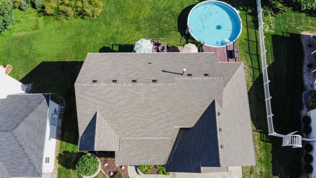 1220 Stillwater Pkwy, Crown Point, IN 46307