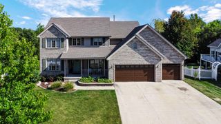 1220 Stillwater Pkwy, Crown Point, IN 46307