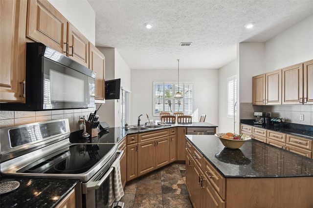 7904 PORTRAIT COURT, New Port Richey, FL 34654