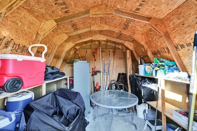 104 W 250 S, Kaysville, UT 84037