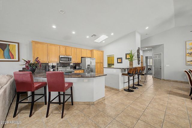 3312 E MALDONADO Drive, Phoenix, AZ 85042
