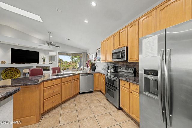 3312 E MALDONADO Drive, Phoenix, AZ 85042