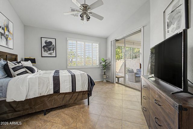 3312 E MALDONADO Drive, Phoenix, AZ 85042