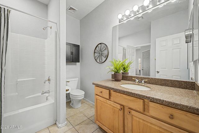 3312 E MALDONADO Drive, Phoenix, AZ 85042