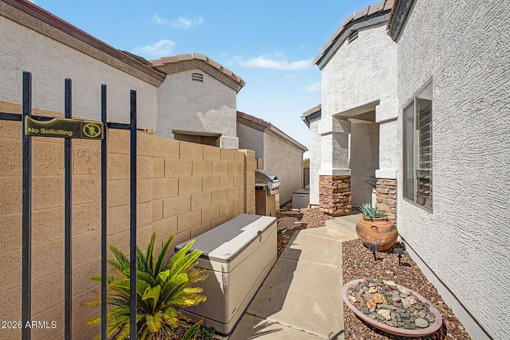3312 E MALDONADO Drive, Phoenix, AZ 85042 — photo 3