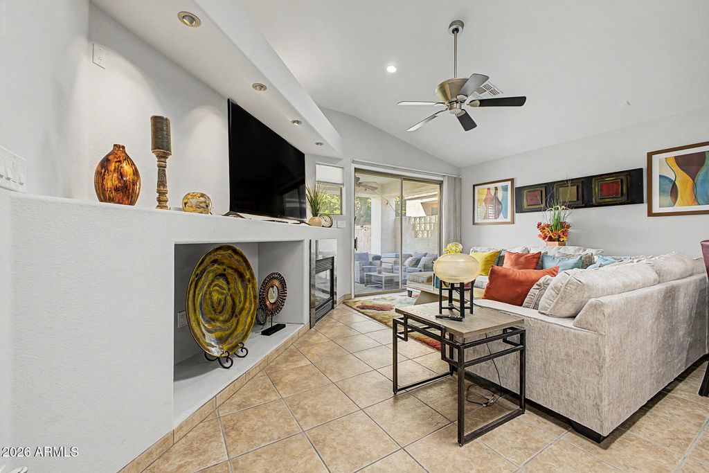 3312 E MALDONADO Drive, Phoenix, AZ 85042 — photo 4