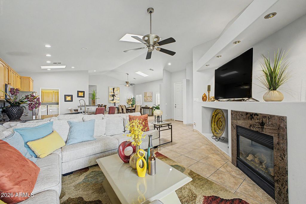 3312 E MALDONADO Drive, Phoenix, AZ 85042 — photo 5