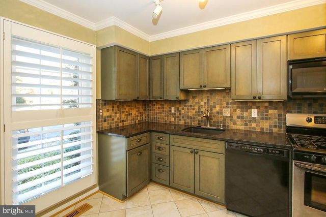 153 FINALE TER, Silver Spring, MD 20901