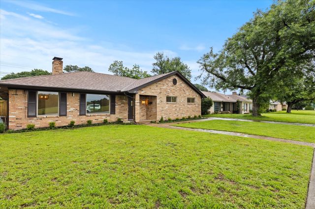 1717 Anderson Street, Irving, TX 75062