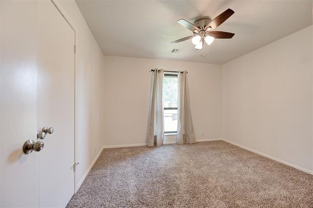 2700 Summer Set Trail, Edmond, OK 73012