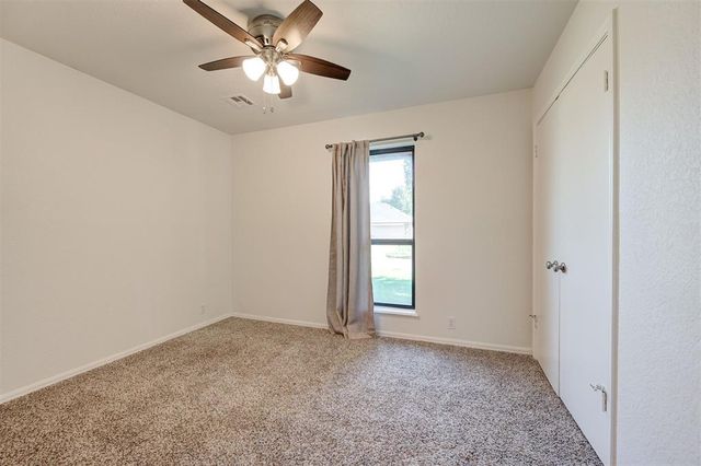 2700 Summer Set Trail, Edmond, OK 73012