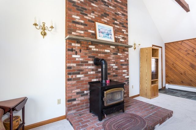 215 Forest St, Franklin, MA 02038