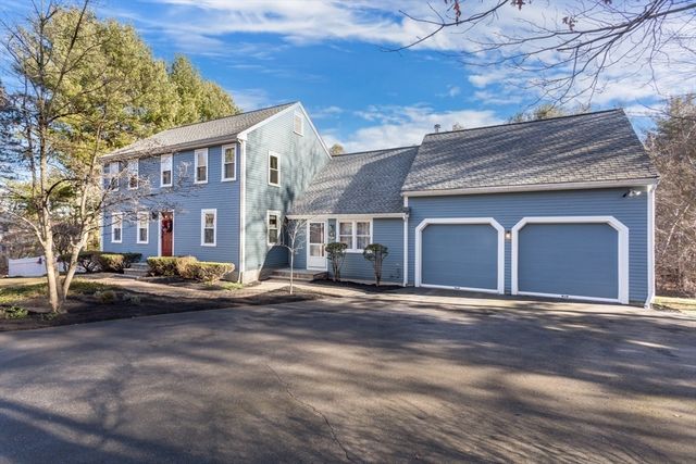 215 Forest St, Franklin, MA 02038