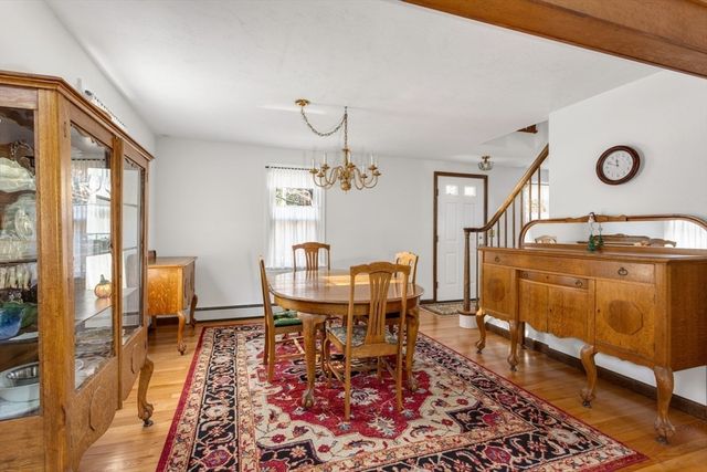 215 Forest St, Franklin, MA 02038