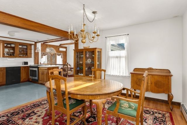 215 Forest St, Franklin, MA 02038