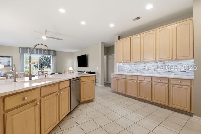 20 Fenwick Dr, Bluffton, SC 29909