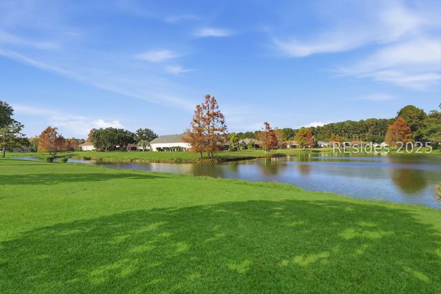 20 Fenwick Dr, Bluffton, SC 29909