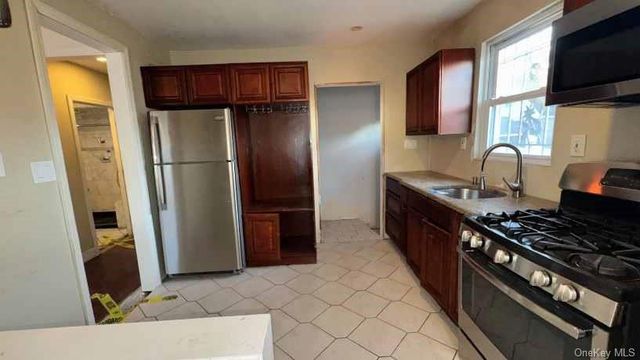 130-57 233rd Street, Rosedale, NY 11422