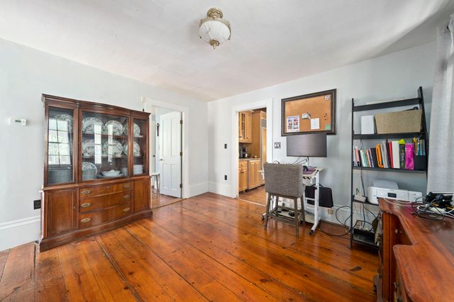 26 Church St, Norwell, MA 02061