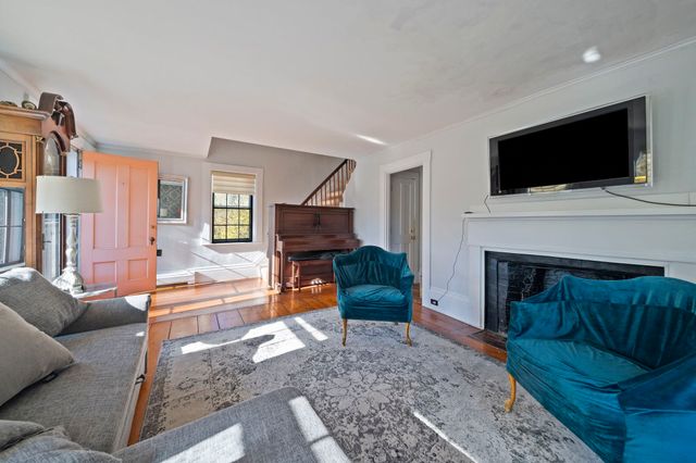 26 Church St, Norwell, MA 02061