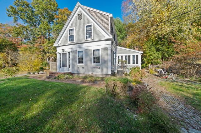 26 Church St, Norwell, MA 02061