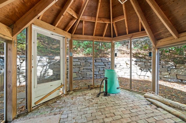 26 Church St, Norwell, MA 02061