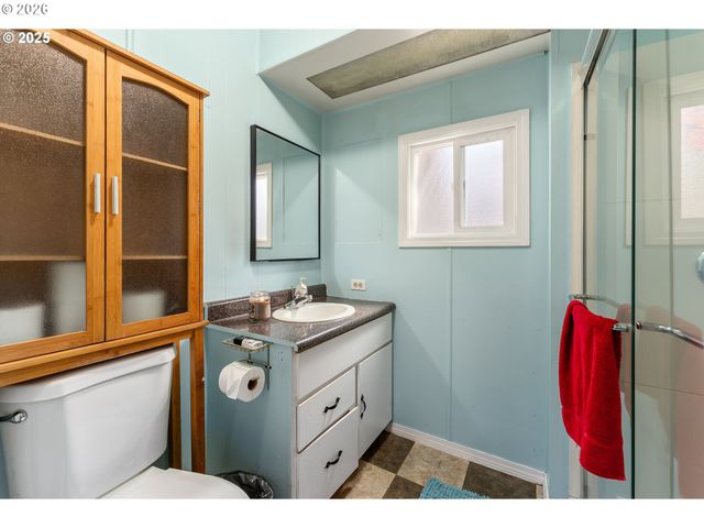 8951 Se FULLER Rd 7, Happy Valley, OR 97086