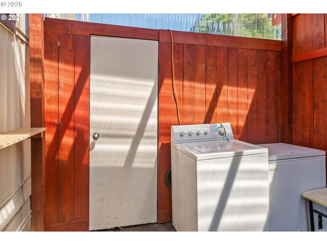 8951 Se FULLER Rd 7, Happy Valley, OR 97086
