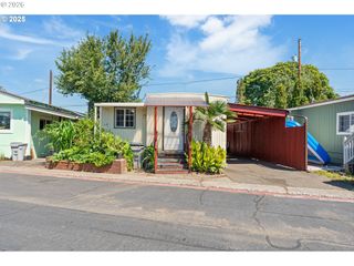 8951 Se FULLER Rd 7, Happy Valley, OR 97086