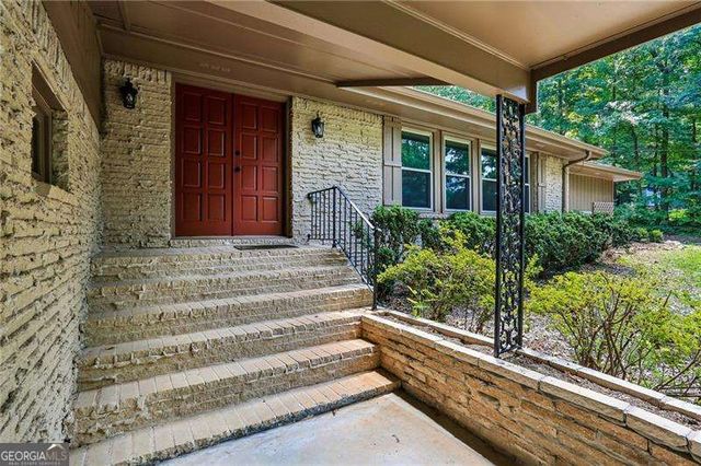 2032 Gunstock Drive, Tucker, GA 30087