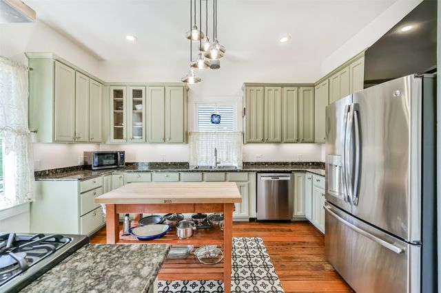 1814 Avenue K, Galveston, TX 77550