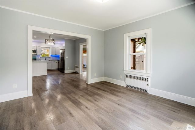 984 Maxwell Street, Franklin Square, NY 11010