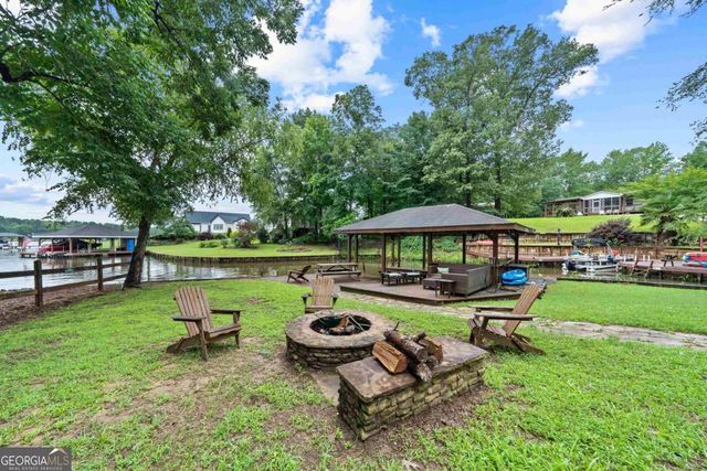 408 Rockville Springs Drive, Eatonton, GA 31024