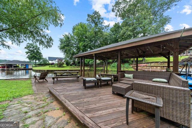 408 Rockville Springs Drive, Eatonton, GA 31024