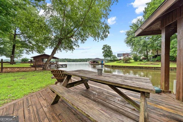 408 Rockville Springs Drive, Eatonton, GA 31024