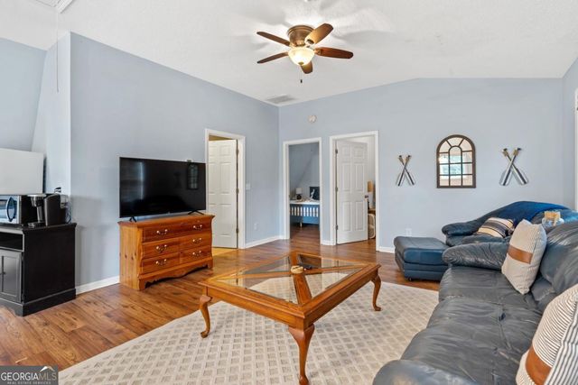 408 Rockville Springs Drive, Eatonton, GA 31024