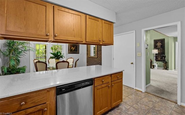 2016 Ledford Road, Greensboro, NC 27406