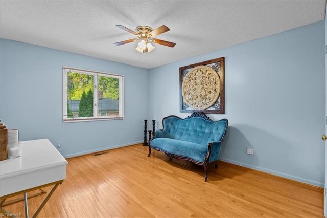 2016 Ledford Road, Greensboro, NC 27406