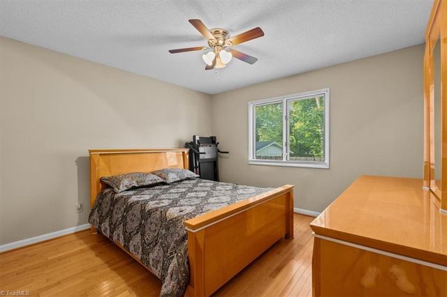 2016 Ledford Road, Greensboro, NC 27406