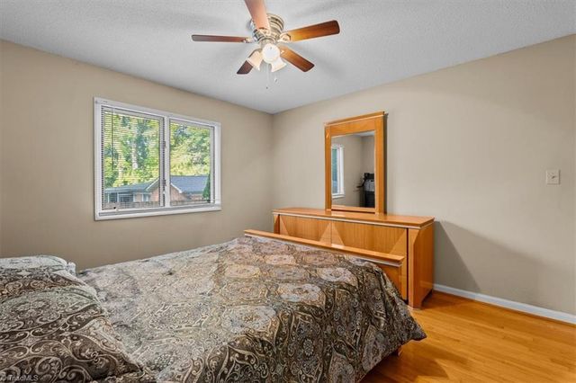 2016 Ledford Road, Greensboro, NC 27406